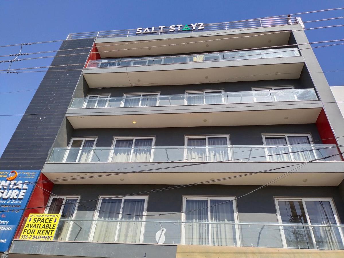 Saltstayz Express - Medicity Near Medanta Hospital Gurgaon Dış mekan fotoğraf